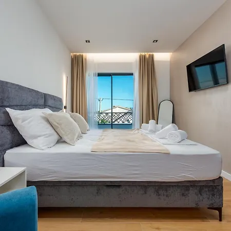 Vila Goran Privlaka *